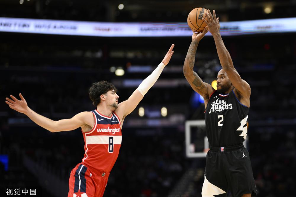 鲜明对比 鲜明对比