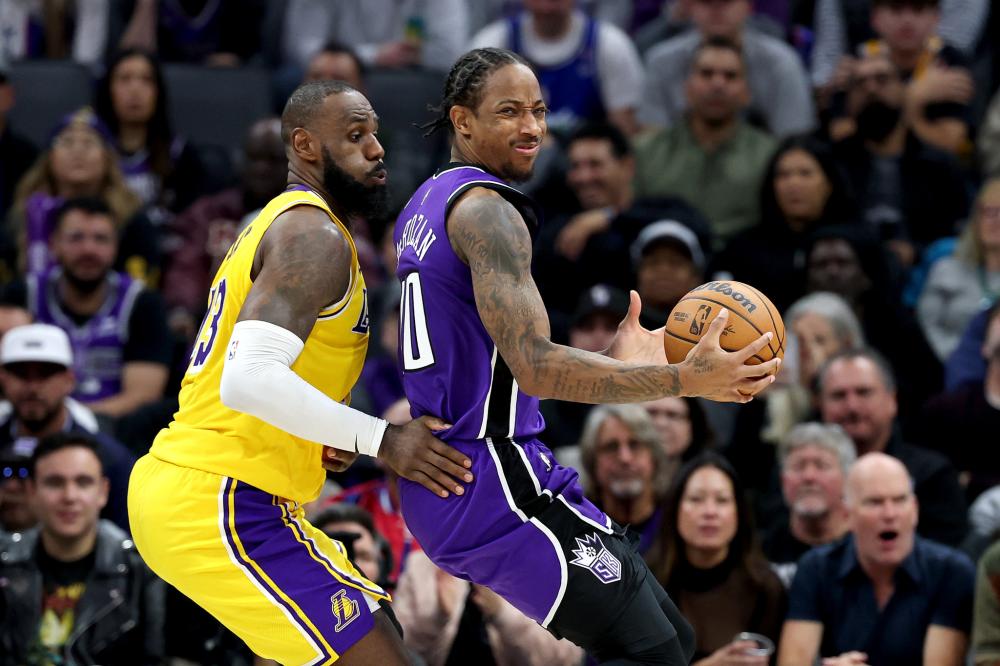 在激烈的联 在激烈的联